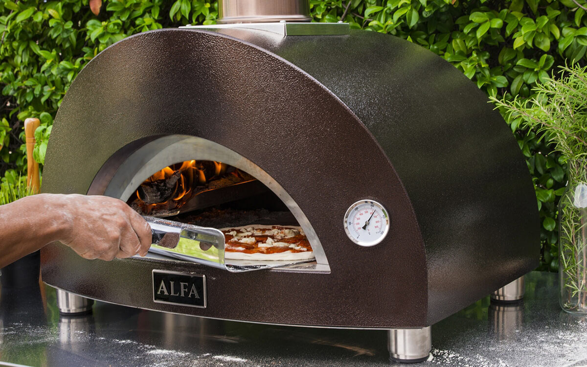 one-wood-fired-pizza-oven-alfa-forni-outdoor-cooking-1200x750-re